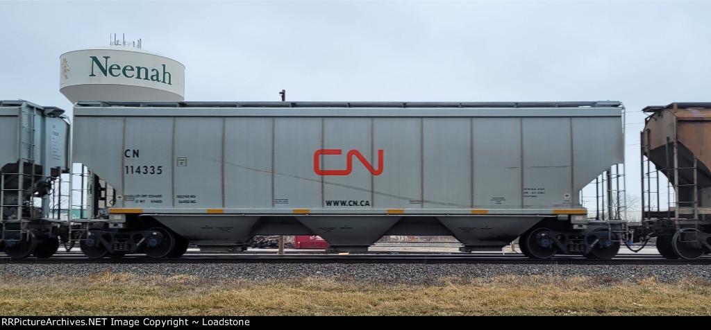 CN 114335